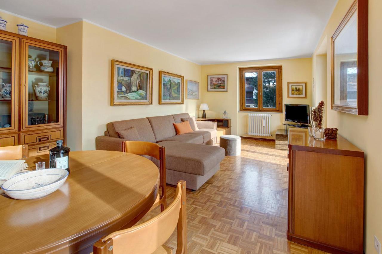 Condominio Solena Борміо Екстер'єр фото